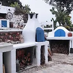 Prickly Pear House Pensionat 4*