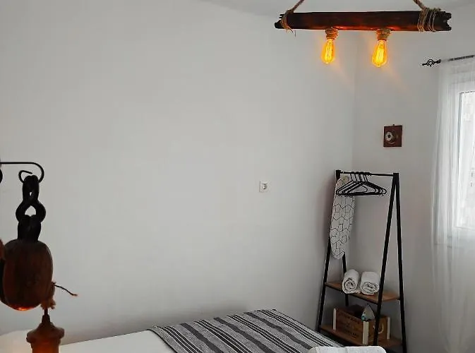 Prickly Pear House Pensionat 4*