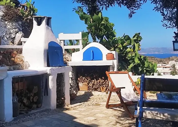 Prickly Pear House 4* Plaka (Milos)